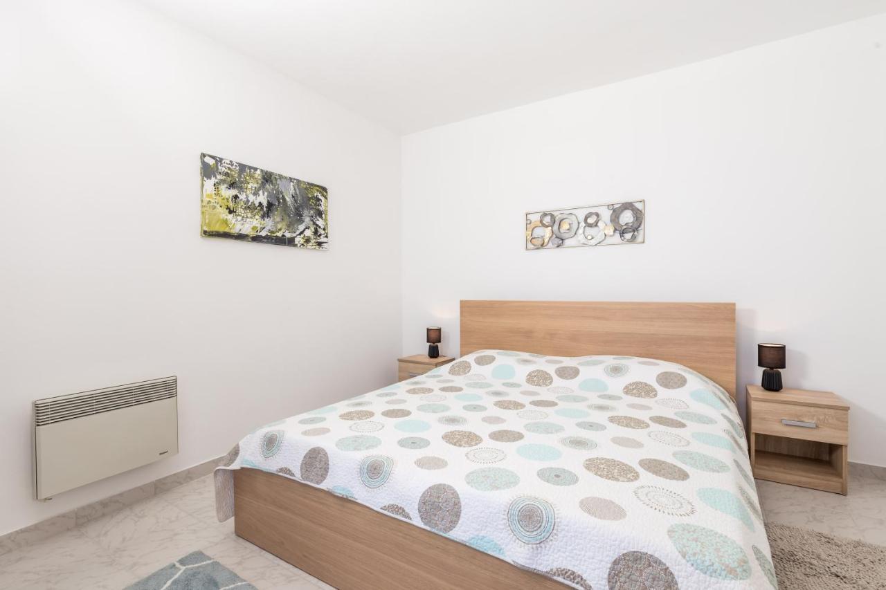 אופטיה Apartments Vilma מראה חיצוני תמונה