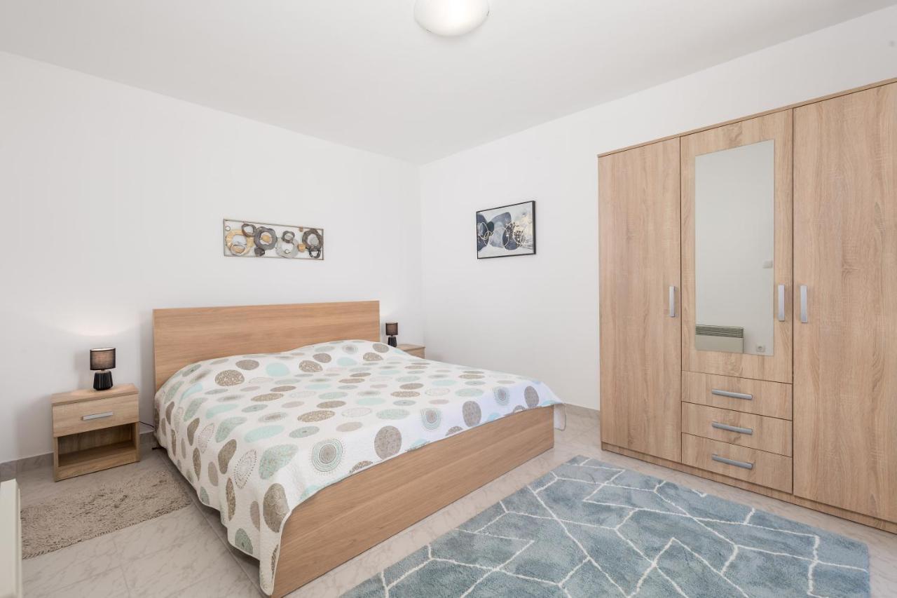 אופטיה Apartments Vilma מראה חיצוני תמונה