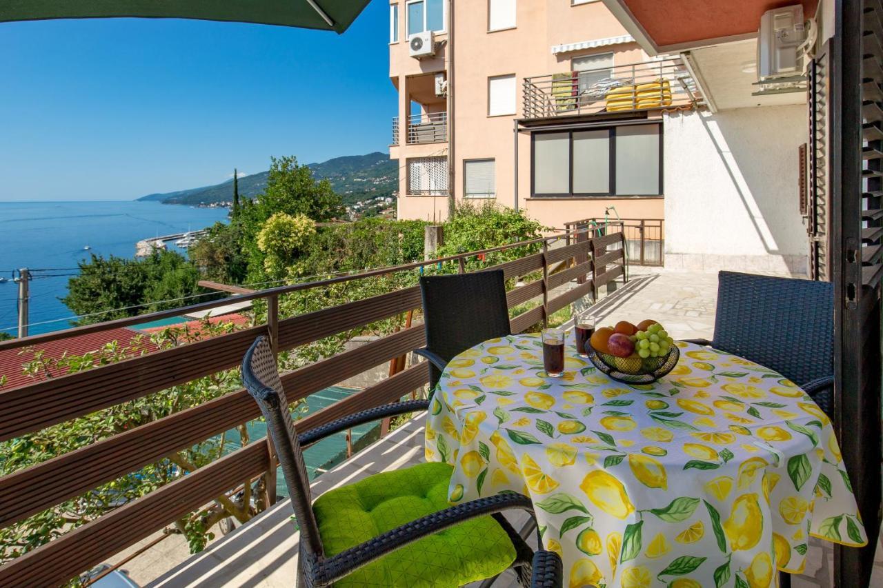 אופטיה Apartments Vilma מראה חיצוני תמונה