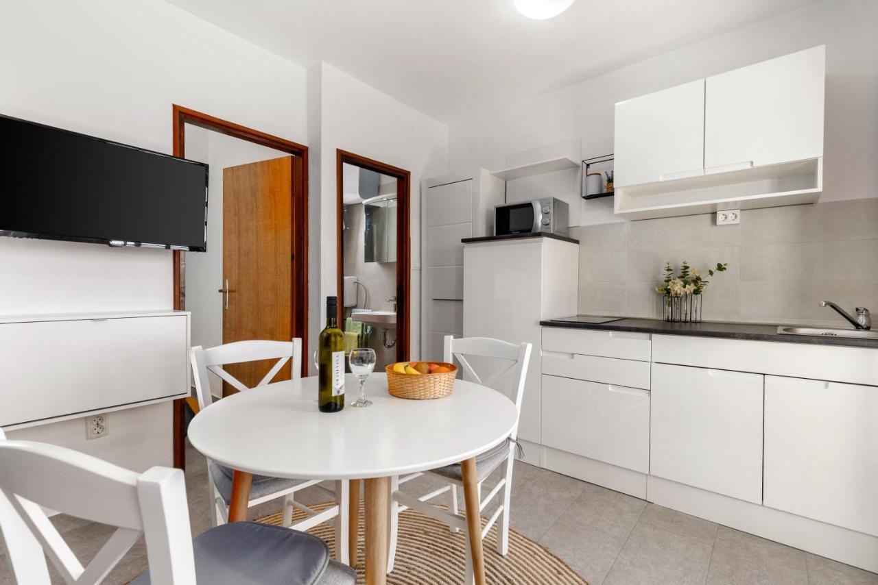אופטיה Apartments Vilma מראה חיצוני תמונה